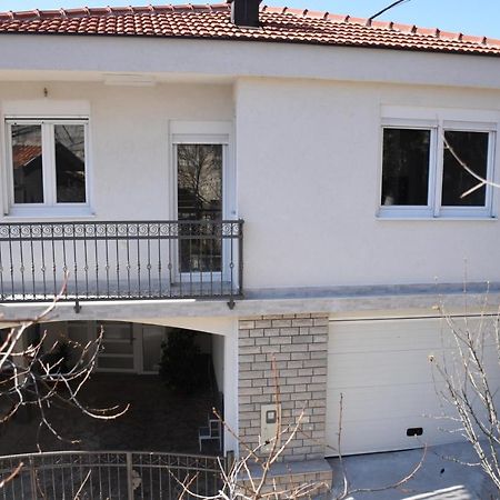 The White Apartment Мостар Екстер'єр фото
