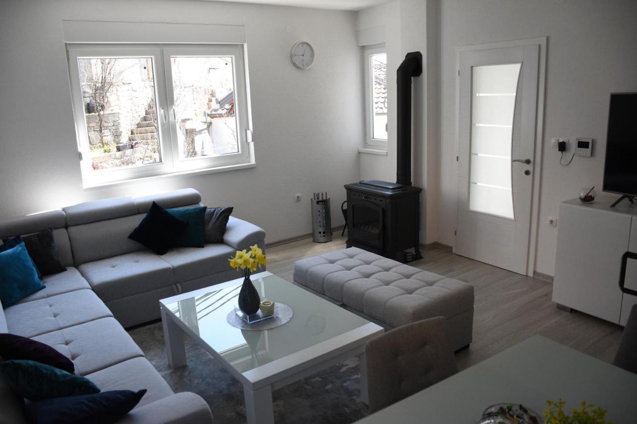 The White Apartment Мостар Екстер'єр фото